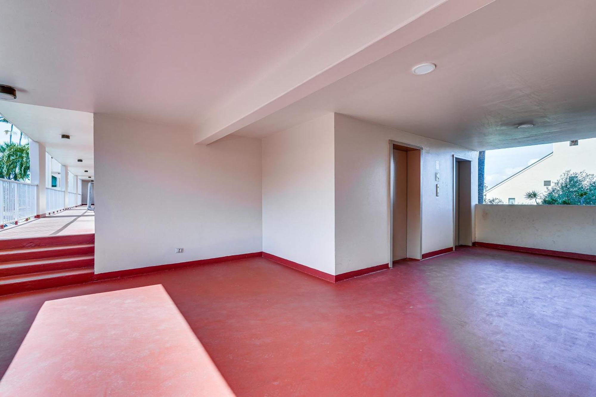 Kailua-Kona Condo With Balcony Walk To The Beach! ภายนอก รูปภาพ