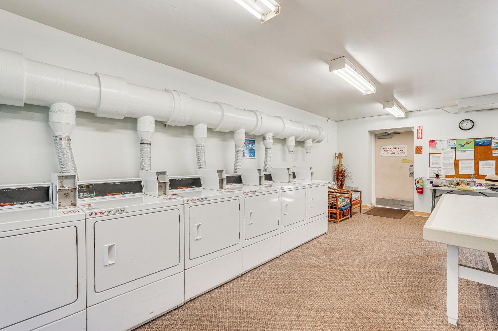 Kailua-Kona Condo With Balcony Walk To The Beach! ภายนอก รูปภาพ