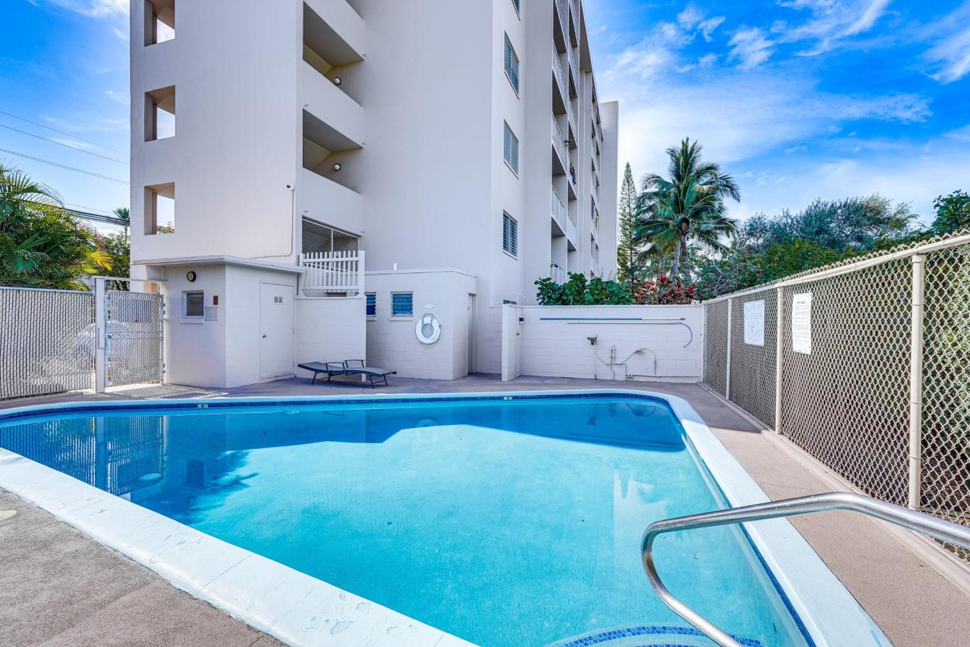 Kailua-Kona Condo With Balcony Walk To The Beach! ภายนอก รูปภาพ
